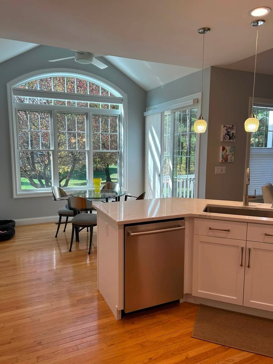 Clean kitchen with an arched window